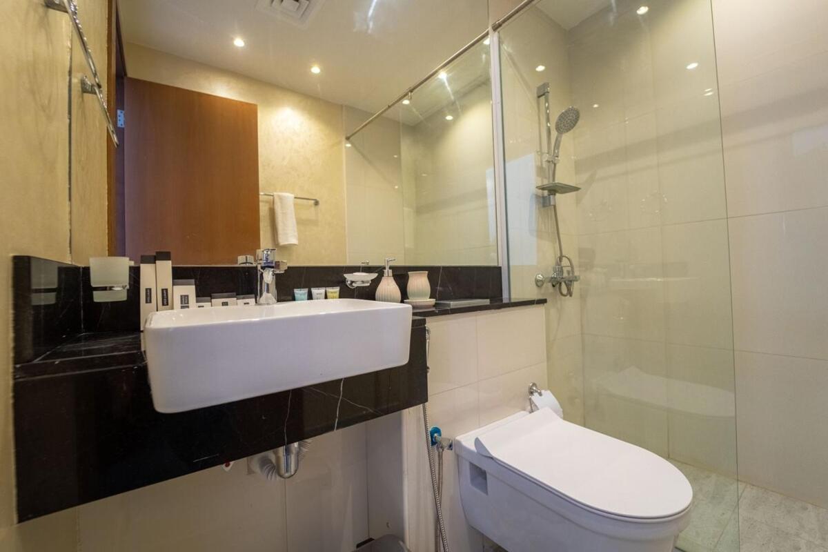 Aws Holiday Homes - Luxurious 2Br In Business Bay دبي المظهر الخارجي الصورة