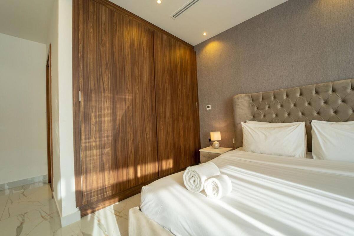 Aws Holiday Homes - Luxurious 2Br In Business Bay دبي المظهر الخارجي الصورة